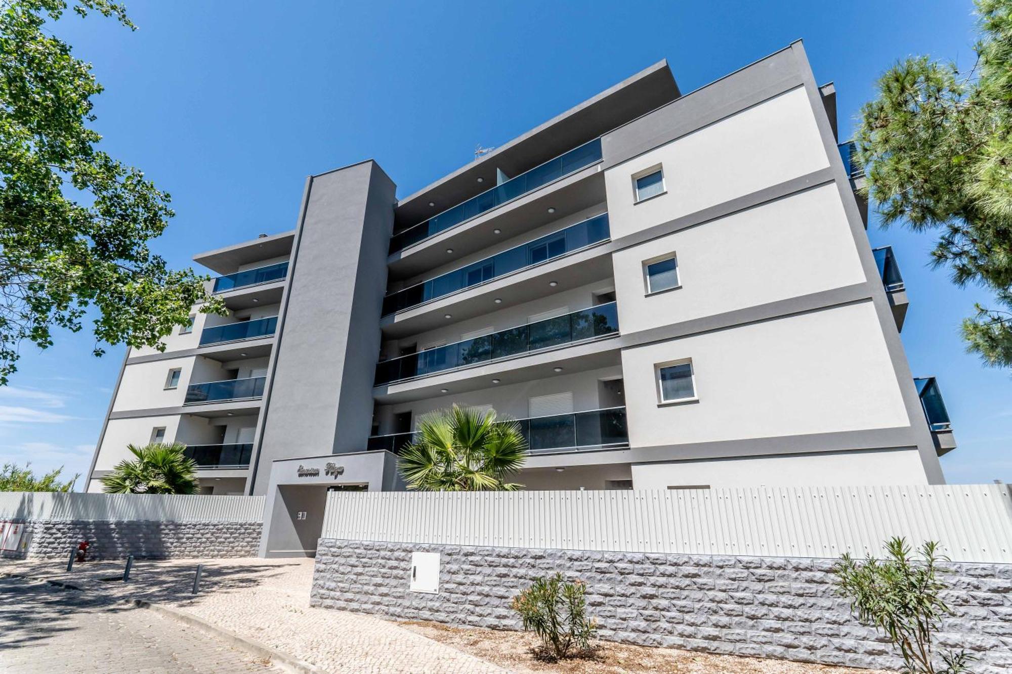 Emerson Plaza Stunning 2 Bedroom Apartment With Sea View بورتيماو المظهر الخارجي الصورة